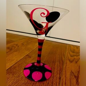 Martini glass. “G” monogram.